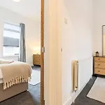 Herschell House - Location - Free Parking, Fast Wifi, Smarttv With Netflix - Perfect For Contractors, Families And Groups By Yoko Hébergement de vacances *