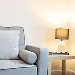 Herschell House - Location - Free Parking, Fast Wifi, Smarttv With Netflix - Perfect For Contractors, Families And Groups By Yoko * Redcar