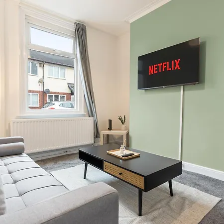 Herschell House - Location - Free Parking, Fast Wifi, Smarttv With Netflix By Yoko Holiday home *