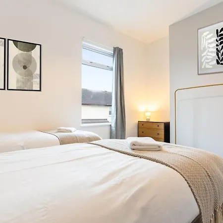 Herschell House - Location - Free Parking, Fast Wifi, Smarttv With Netflix By Yoko בית נופש רדקאר