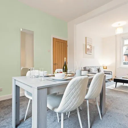 Herschell House - Location - Free Parking, Fast Wifi, Smarttv With Netflix By Yoko בית נופש *